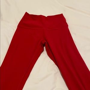 Red lulu lemon aligns